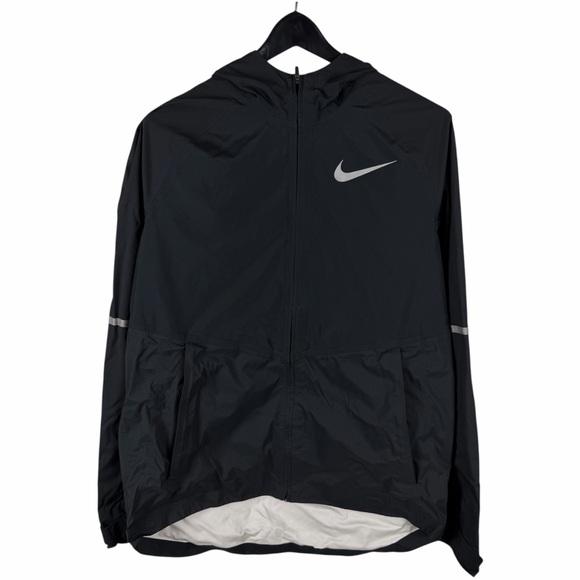 nike aeroshield windbreaker